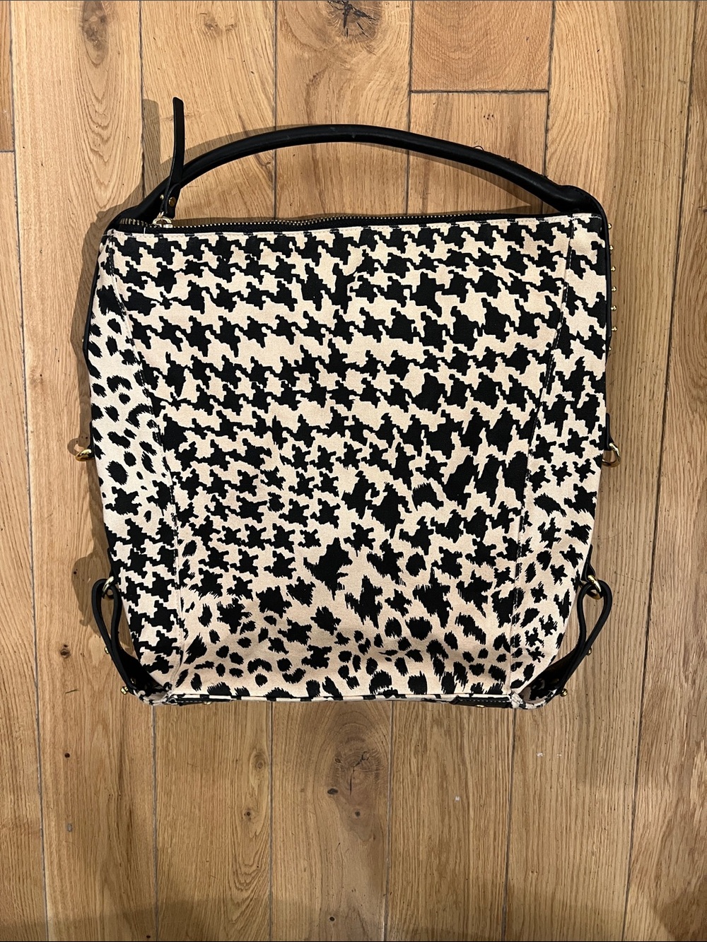 Alexander McQueen Black and Cream Houndstooth Shoulder Bag